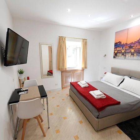 La Casa Degli Osti 2 - Piazza Navona Apartman Róma Kültér fotó