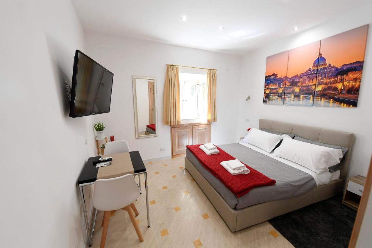 La Casa Degli Osti 2 - Piazza Navona Apartman Róma Kültér fotó